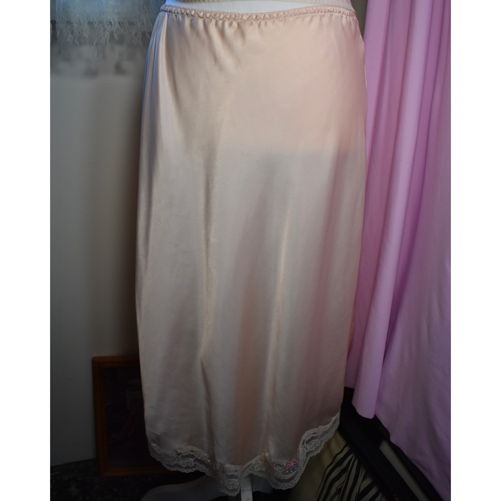 Amaretta Blush Satin Half Slip Lace Trim Floral Petite Made in USA